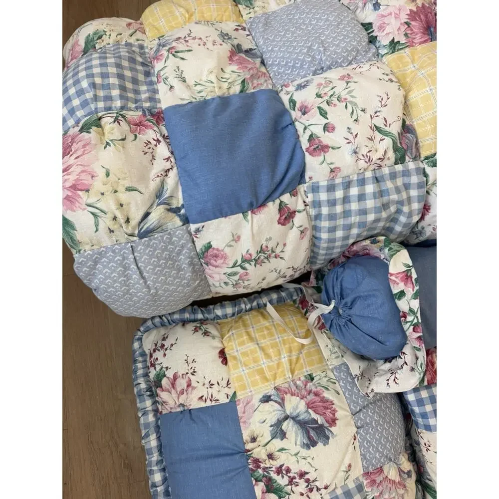 Vintage Handmade Puff patchwork Twin Quilt 4 Piece Set Cottagecore